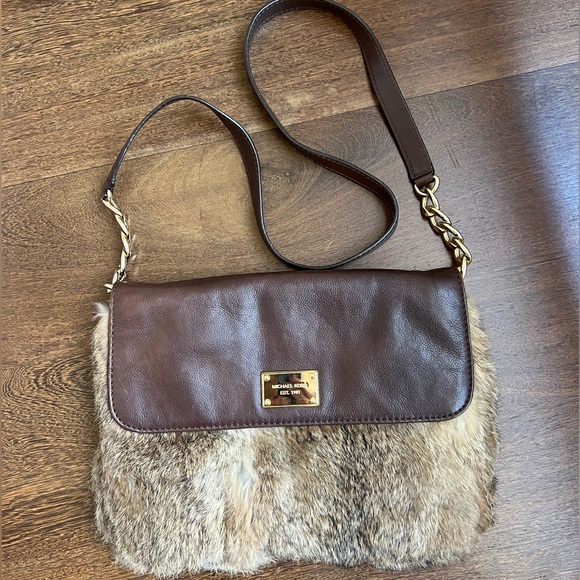 Michael Kors - Rabbit Fur Vintage Crossbody Bag - Picture 2 of 9